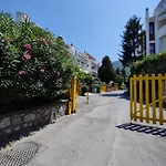 Frühstückspension Varano 3*